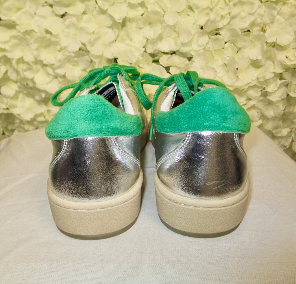 7.5 green silver metallic sneakers