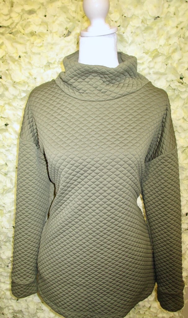 Xl green turtleneck sweater