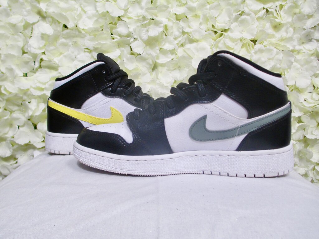 5 black multi color swoop sneakers