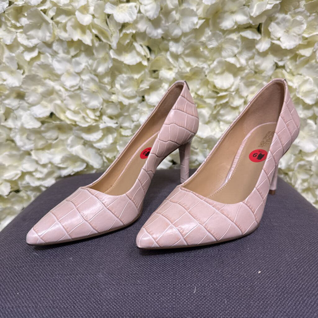 Beige Crocodile Pattern High Heels