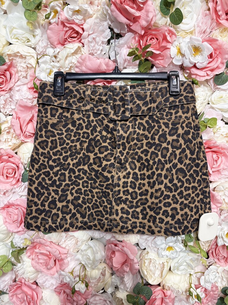 leopard animl print mini skirt
