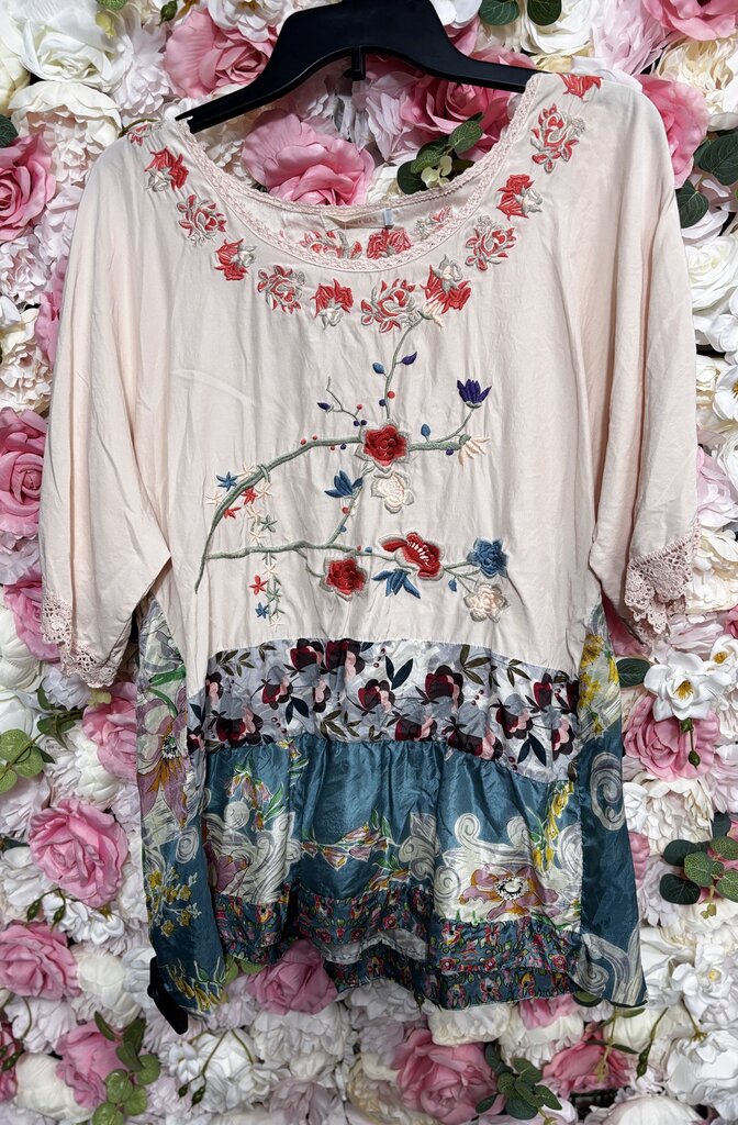 pink lace short sleeve floral top