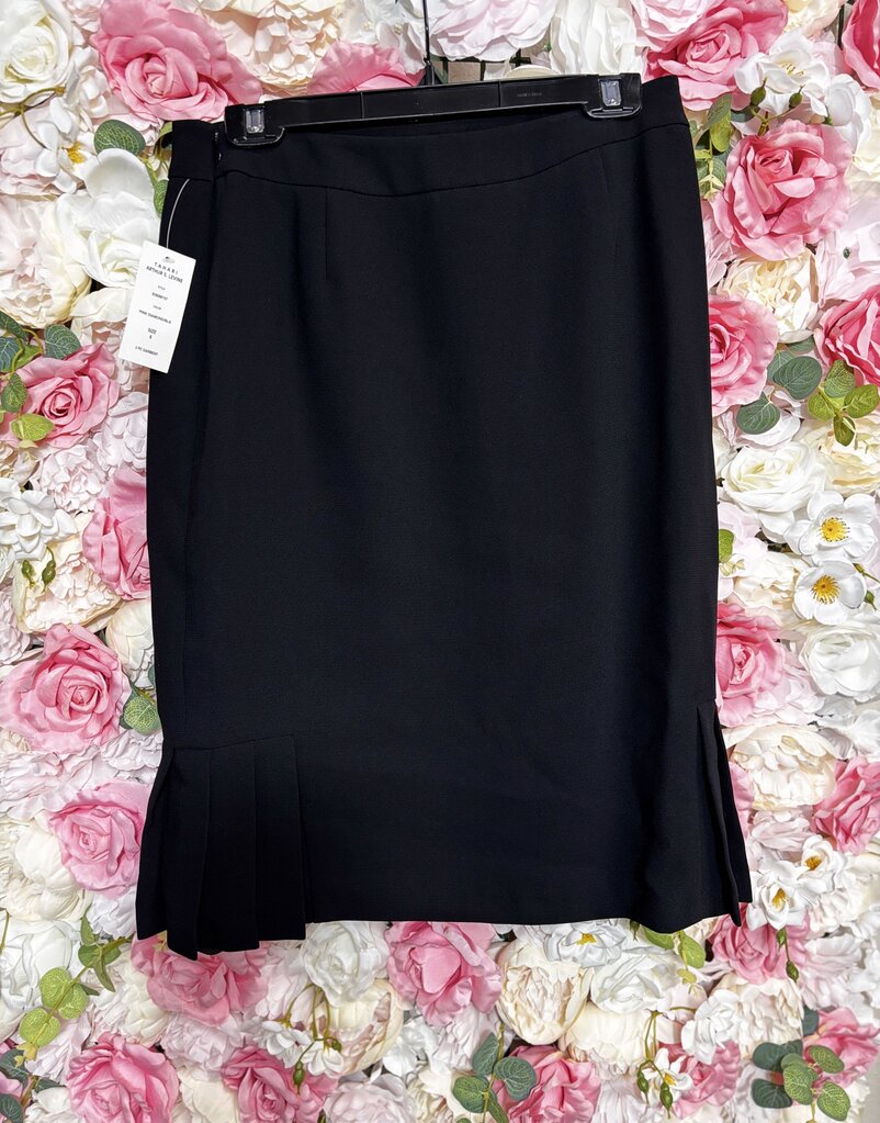 black pencil skirt