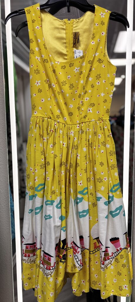 yellow train & floral dress