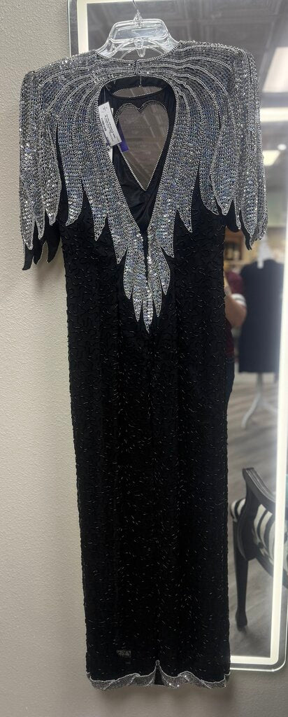 8/10 black & white slit sequin dress