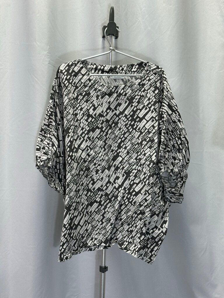 Br yn Walker Linen Gray Poncho M