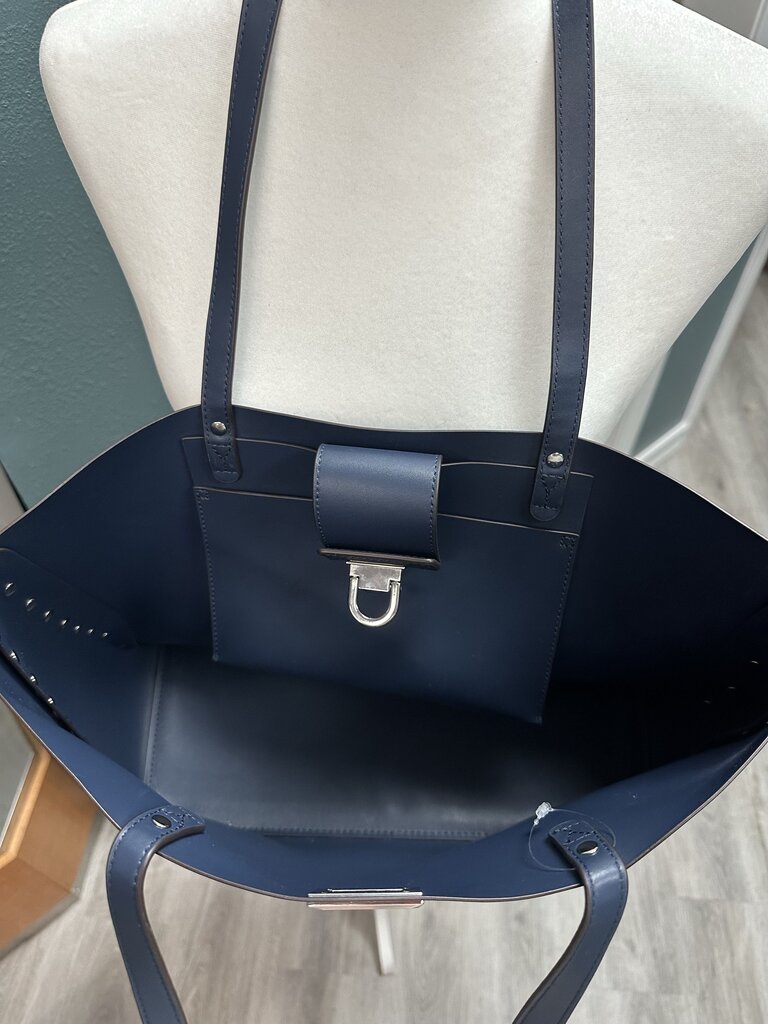 Michael Kors Manhattan Large Shoulder Navy Tote Bag