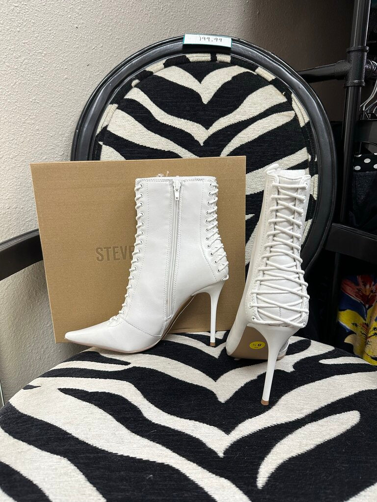 New White Steve Madden Heeled Boots