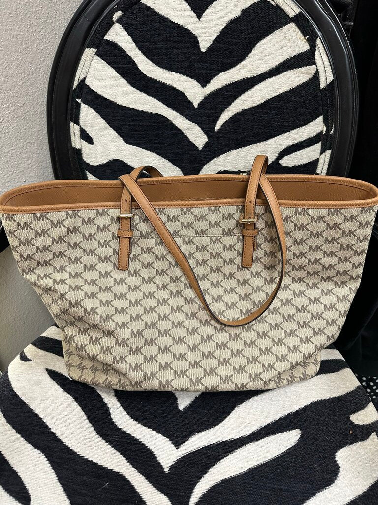 Michael Kors Brown Jet Set Large Tote