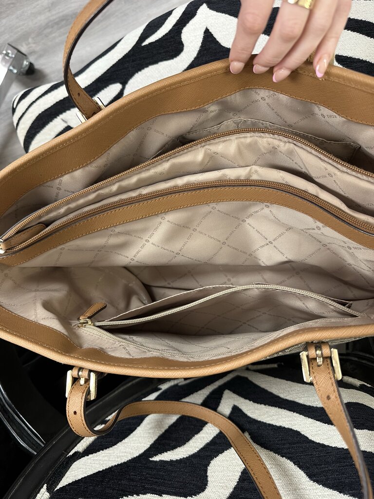 Michael Kors Brown Jet Set Large Tote