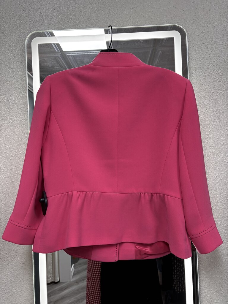 8P Pink Blazer and Black Skirt Set Tahari