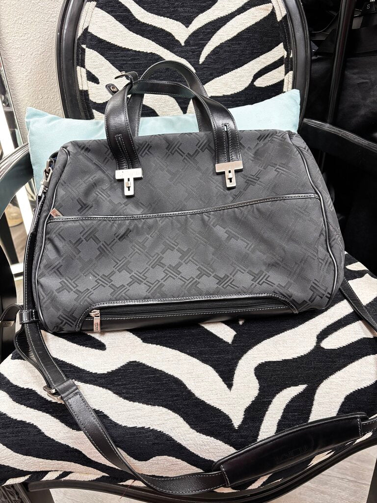 black alpha carry duffel travel bag