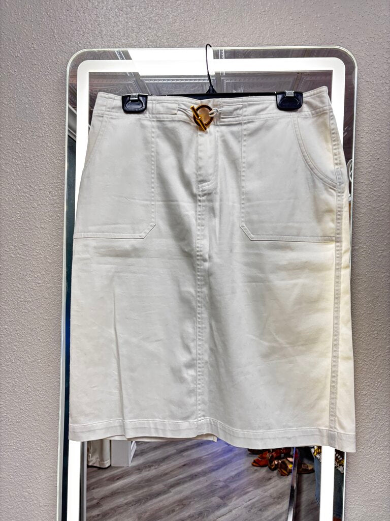 6 white gold button skirt