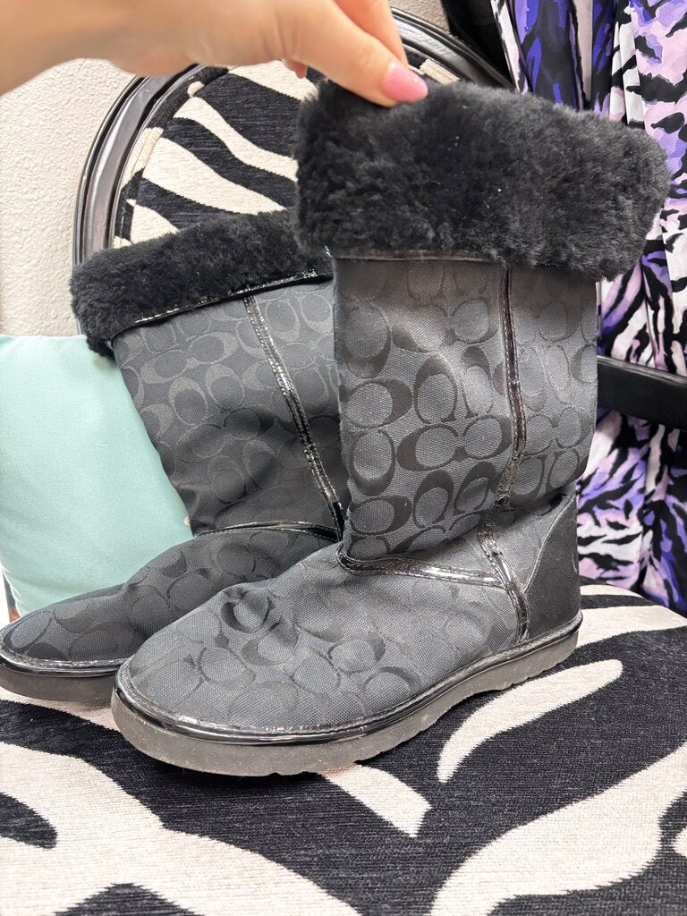 9 black fuzzy half-calf boot