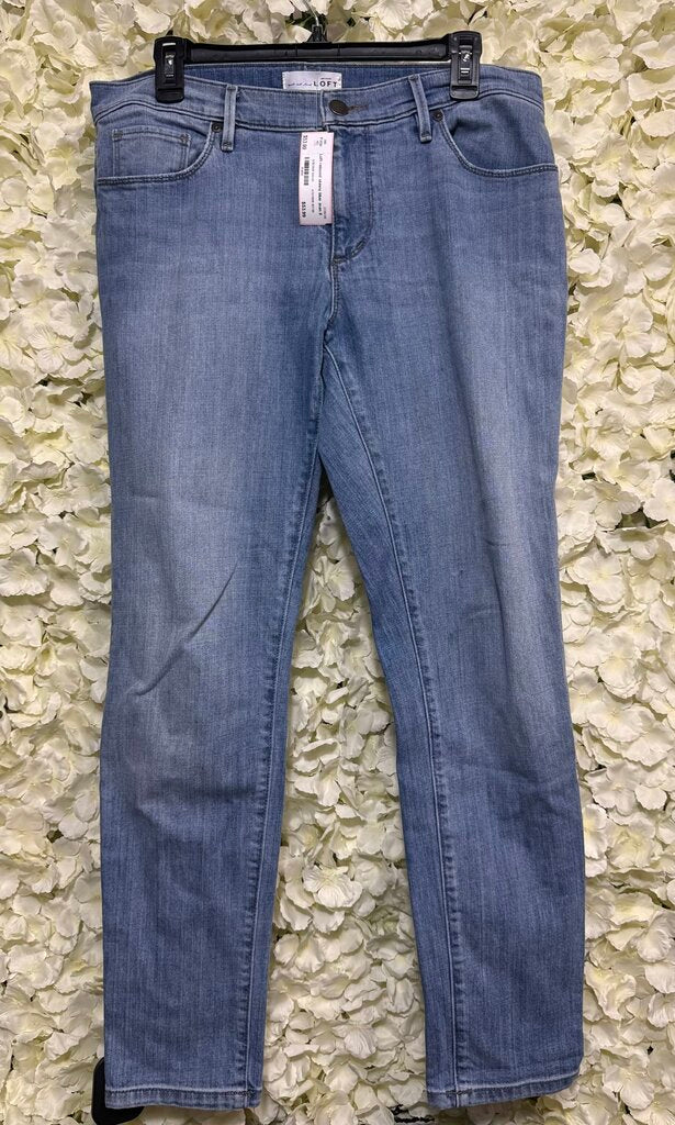 relaxed skinny blue jean