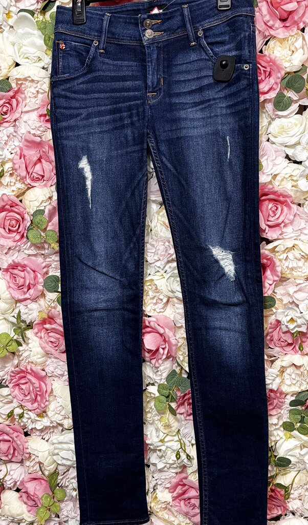 dark blue ripped skinny jean