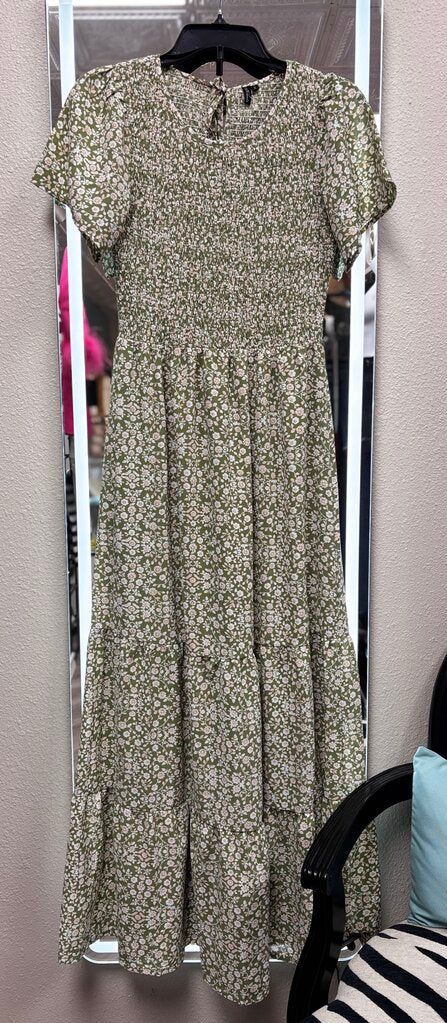 long maxi dress lightgreen pink and white flowers